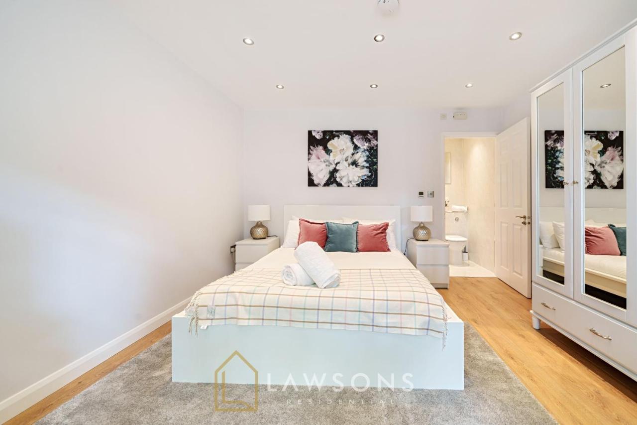 Stylish Living By Lawsons - 3 En Suites 温莎 外观 照片