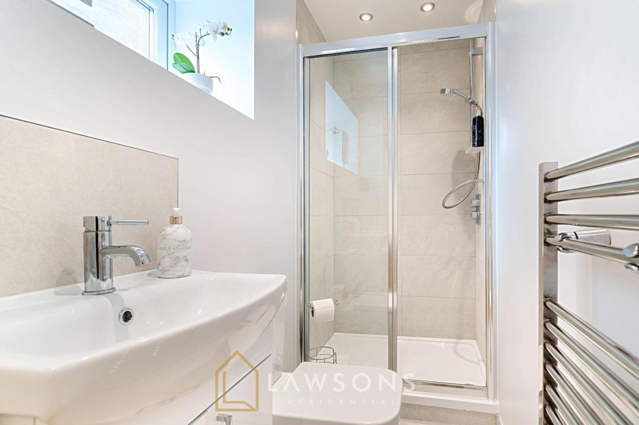 Stylish Living By Lawsons - 3 En Suites 温莎 外观 照片